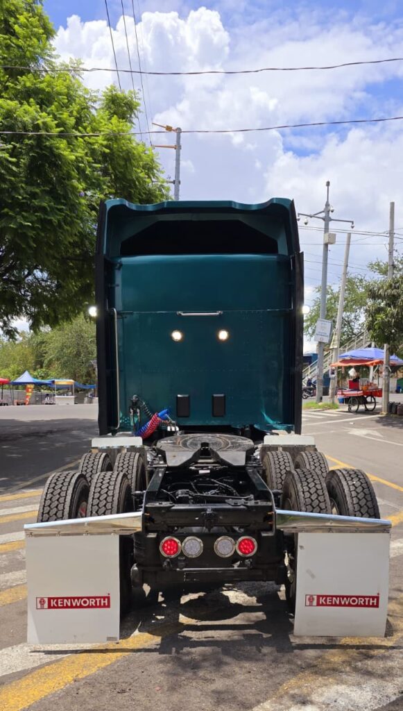 Kenworth T-680 2022