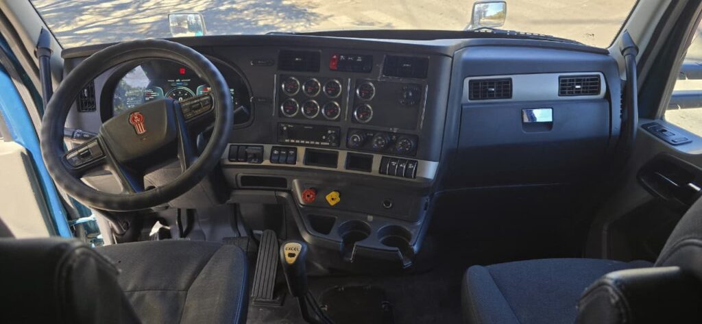 Kenworth T-680 2022