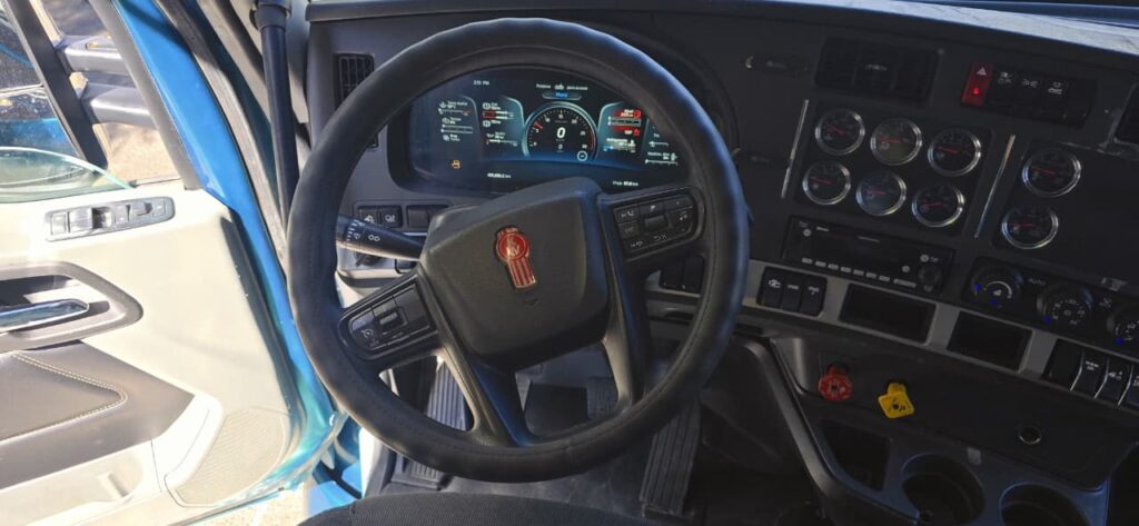 Kenworth T-680 2022