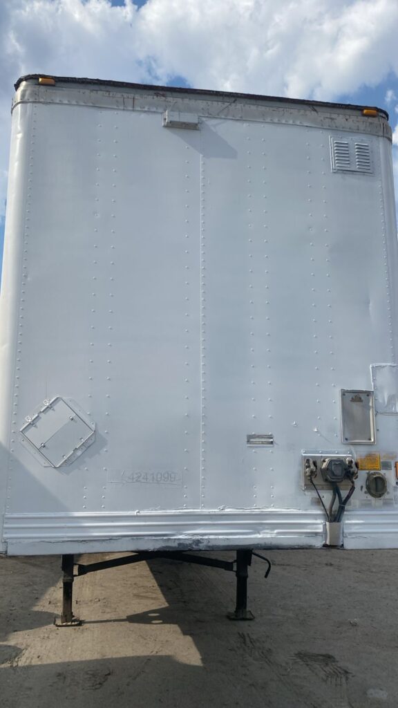 CAJA SECA 53 PIES UTILITY
