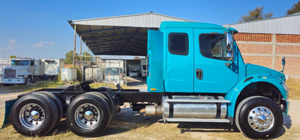 FREIGHTLINER🚛 m2 106 52k 6x4 🚛