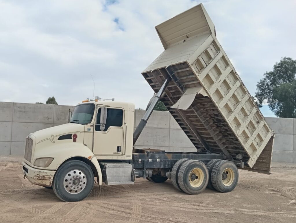 HERMOSO Kenworth T370 - 2010 UNICO DUEÑO