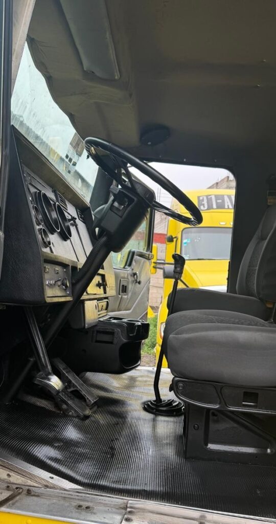 Torton Kenworth 2001 - Incluye caja mudancera