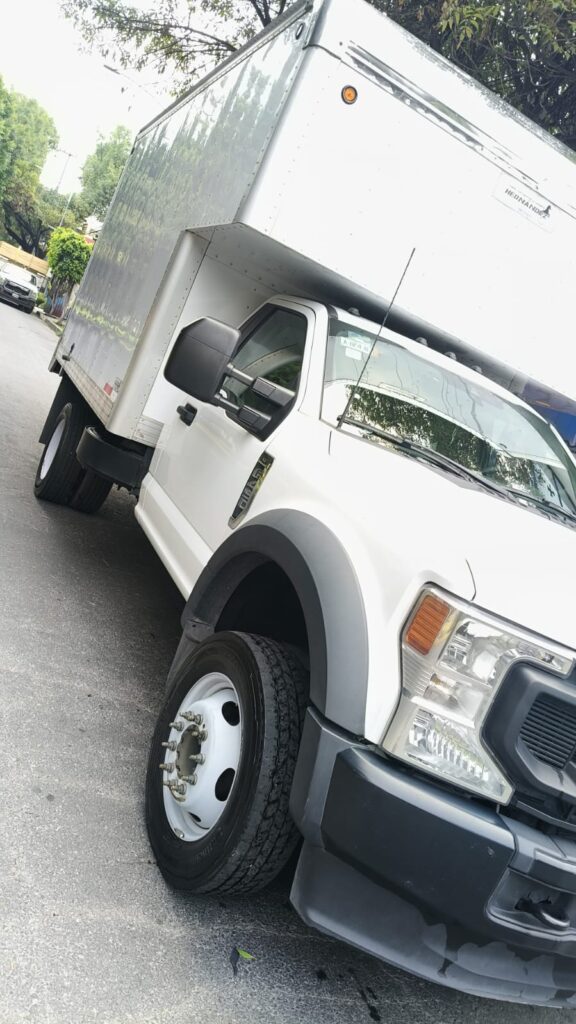 FORD 450 2 puertas MOD.2022 único dueño de agencia