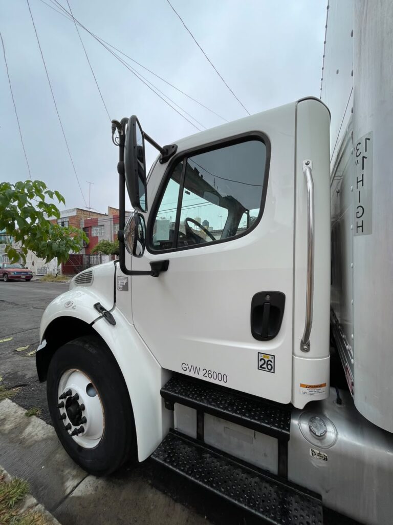 Freightliner M2 2018